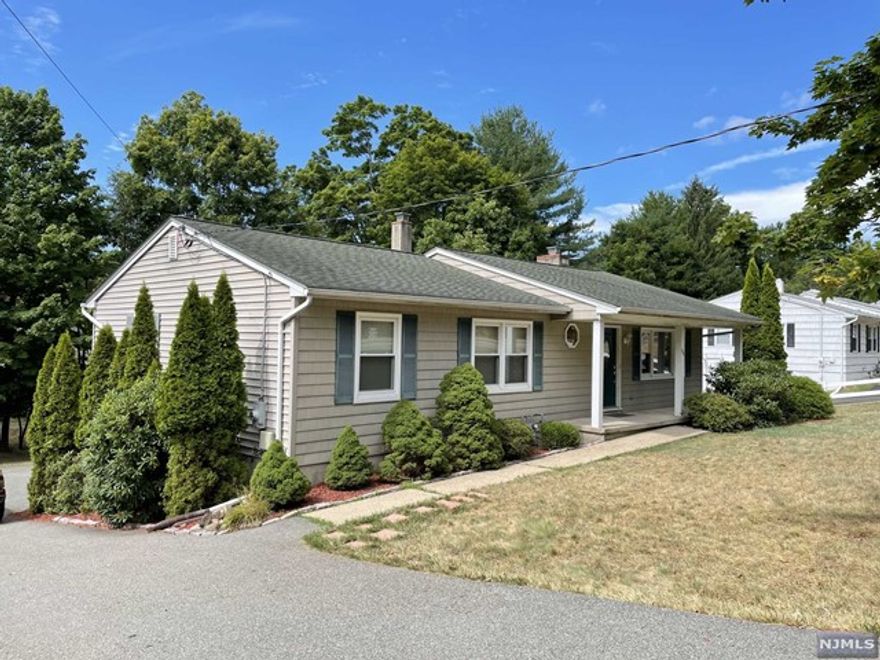 Rent this lovingly maintained and updated 3 bedroom ranch located in Oakland. Sparkling white kitchen with granite counter tops and SS appliances opens to formal dining room. The main level also includes a large living room, three bedrooms, a main bath and a full primary bath. Lower level features large family room with fireplace, a full bath and sliders to a paver patio. Lower level also includes a large laundry/mud room and access to the garage. Easy access to Routes 208 and 287 and bus service to NYC. Tenant pays all util., landscaping & snow removal, first $150 of all repairs, realtor fee, 1.5 mo security. Also required application & credit report through NTN, plus additional income verification. On the market for sale MLS# 22034426