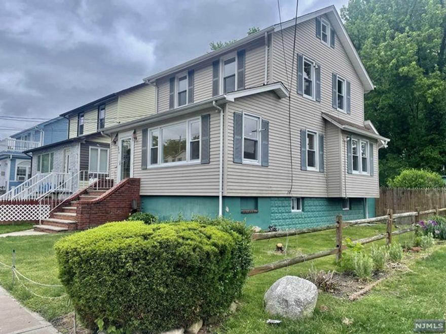 BRIGHT AND NEWLY RENOVATED THREE BEDROOM HOUSE LOCATED IN ENGLEWOOD NJ. THIS HOME FEATURES A BRAND NEW KITCHEN WITH STAINLESS STEEL APPLIANCES, A SPACIOUS LIVING ROOM AND DINING ROOM WITH HARDWOOD FLOORS THROUGHOUT. THE SECOND FLOOR INCLUDES THREE BEDROOMS, A LARGE BATHROOM, AND WALKUP TO A FULL FINISHED ATTIC FOR BONUS SPACE. FULL BASEMENT WITH LAUNDRY. THE LARGE BACKYARD IS PERFECT FOR BARBECUES, AND PLENTY OF ROOM TO PLAY. TENANT IS RESPONSIBLE FOR ALL UTILITIES, SECURITY DEPOSIT, ONE MONTH REALTOR FEE, AND NTN BACKGROUND CHECK FEE.