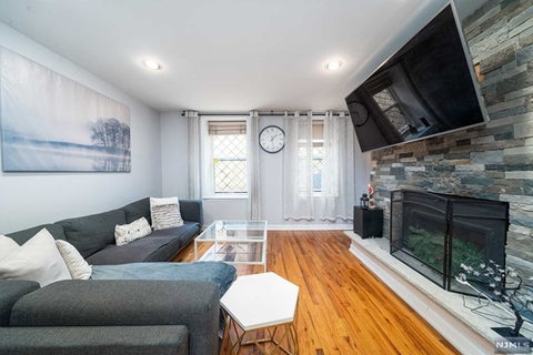 Featured picture for the property 24021816