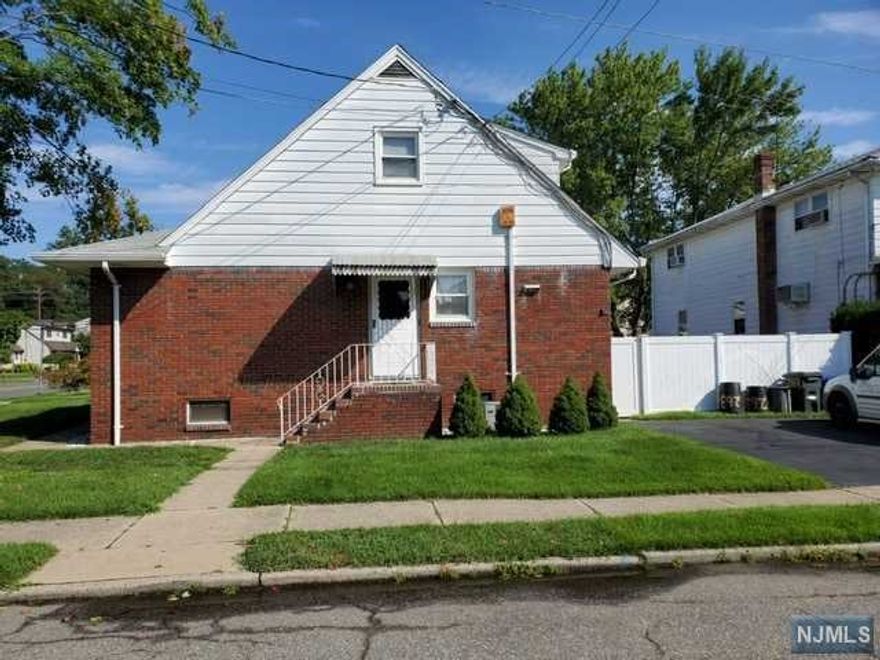 TWO BEDROOM APARTMENT, PLUS OFFICE/STORAGE OFF THE BEDROOM LOCATED ON THE 2ND FLOOR OF OWNER OCCUPIED TWO FAMILY HOUSE WITH SEPARATE SIDE ENTRANCE FROM VERY QUIET DEAD END STREET WITH ONE OFF STREET PARKING SPOT. RENOVATED BATHROOM, NEW CARPETING IN BEDROOMS & CLOSETS, CENTRAL A/C, SEPARATE UTILITIES. BUS STOP TO NYC IN FRONT OF THE HOUSE, CLOSE TO ALL MAJOR HIGHWAYS, NO PETS, NO SMOKING, CREDIT CHECK, EMPLOYMENT VERIFICATION WITH LEASE APPLICATION AND INTERVIEW.