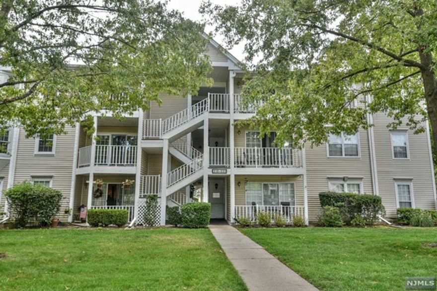 Newly renovated & beautifully updated 2nd floor unit, 2BR, 2FB condo with balcony & separate addl locked storage closet, ready for immediate occupancy. Freshly painted, new flooring, new carpeting in each bedrooms, built in closets, updated kitchen, brand new stainless steel appliances, new water heater, tasteful bathroom updates, stylish light fixtures, large sliding glass door to deck with new blinds. Parking spot #6G2 right in front. Enjoy all that Society Hill living has to offer including pool, tennis, playground & clubhouse. Close to major highways, shopping and schools. No Smoking. No pets. Tenant to pay all utilities (gas/electric/water) & first $150 of each repair. Tenant insurance required along, with updated NTN credit check and interview. Multiple year lease preferred. Move right in and enjoy!