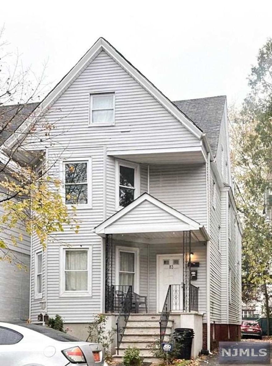 WELL, KEPT SPACIOUS 3 BEDROOM APARTMENT ON THE SECOND FLOOR WITH AN EAT IN KITCHEN, LIVINGROOM, FULL BATHROOM AND THREE BEDROOMS. OFF STREET PARKING FOR AN ADDITIONAL $50.00 EACH MONTH. ACCESS TO BACKYARD! TENANT PAYS FOR HEAT, HOT WATER, ELECTRICITY, CABLE ETC. CLOSE TO BUS TRANSPORTATION WITHIN 10 MINS FROM TRAIN STATION WITH ACCESS TO NY. NO PETS ALLOWED, INTERVIEW AND CREDIT CHECK REQUIRED. LANDLORD WILL PAY 1/2 REALTOR FEE; TENANT WILL PAY OTHER 1/2 REALTOR FEE.