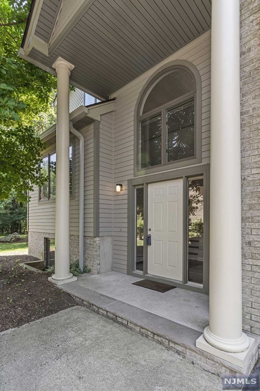 Beautiful One of the largest townhouses located at the end of the unit. Large 4 bed Rm, 3.5 bath Rm, Glendale model! Surrounded by nature woods, Over 3,700 sqft. The stunning open floor plan. The 2-story large living Rm w/ fireplace & vaulted ceiling, w/ natural light, dining Rm, and sliding glass doors to a large 50ft deck overlooking a wooded area, Kitchen with Skylight and Granite countertop, Stainless appliances, Hardwood floors. 2nd floor, the primary Master suite with his and her closets, Master full bath Rm with skylight. The third floor has two bright Bed Rms, Full Bath Rm. The lower level is finished with a large Recreation Rm,4th Bed Rm, Full bath Rm, Laundry Rm, and generous storage closets. Amenities Gym, Clubhouse, Pool, Tennis court, Playground, Plenty of guest parking, an Excellent school system.$750 Move-in Fee Paid by the Tenant.