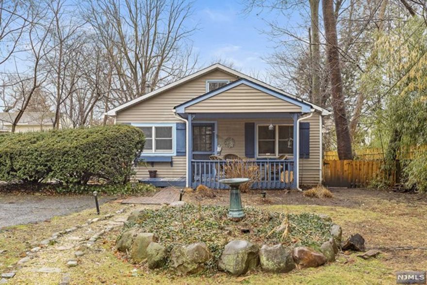 Absolutely magical Cottage with large garden. Peaceful oasis yet Close to NYC transportation, Ridgewood and Glen Rock shops and restaurants. 2 bedroom 1 full bath vintage cottage with many recent updates including new white kitchen with granite countertops and stainless steel appliances, modern efficient woodburning stove for cozy winter nights, front porch overlooking garden, and back deck for summer bbq's, hardwood floors, plenty of parking. A totally unique & lovely place to live.