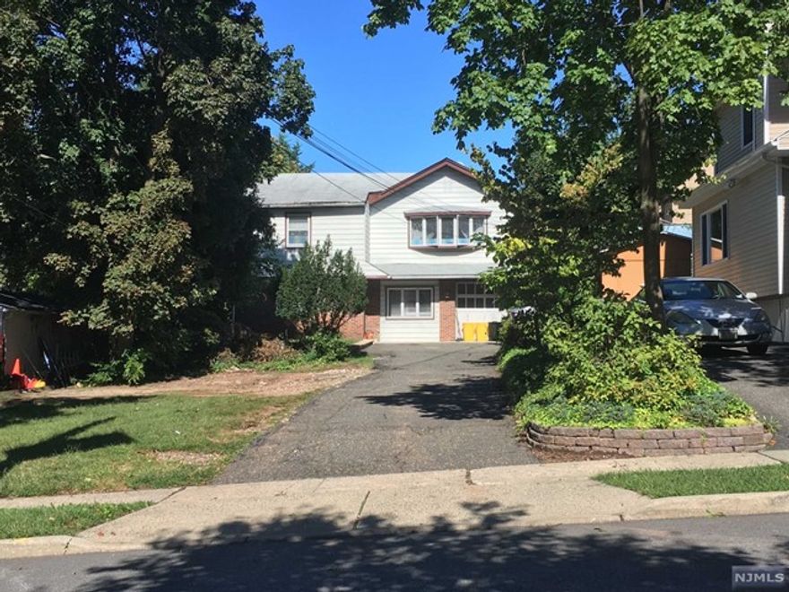 Safe area, close walking distance to Middle and High School. Renovated kitchen with open layout, tiled floors, two rooms are wood floors.