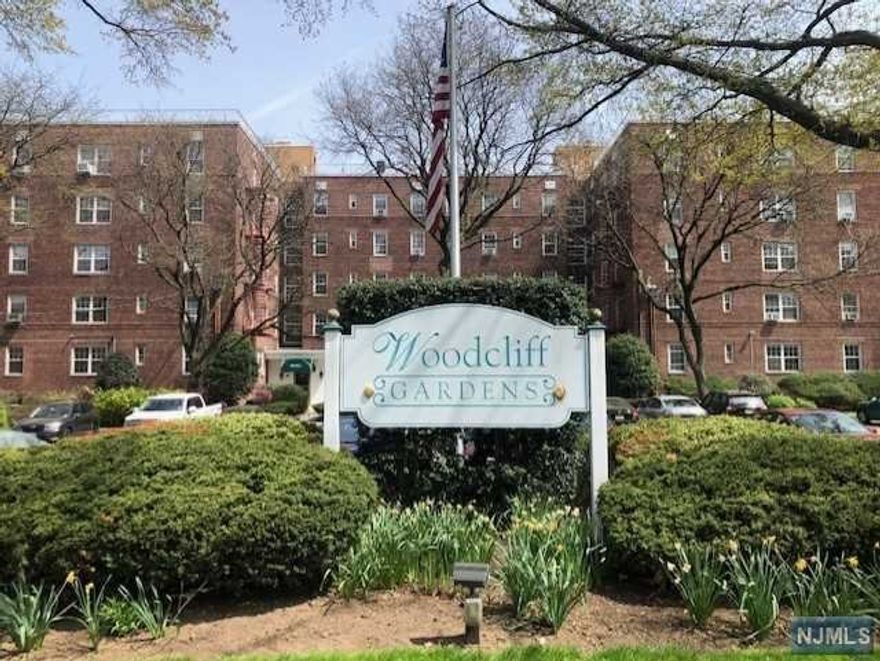 3rd floor in elevator building that allows PETS! Prestigious Blvd East Location! Convenient commute from here! Close to shopping. Complex offering great amenities! Maint. includes TAXES, Heat, H/W, Pool! Bring your dog or cats here to a new home, Approx. 1,000 sq.ft. Open concept LR/DR with a breakfast bar opening from galley kitchen. Priced right for fast sale! Rarely available! Beautiful, sunny southern exposure from this corner unit overlooking trees and the lake. Very peaceful views! Hardwood floors, plenty of closets in this large 2 bedroom! Come make this your home!