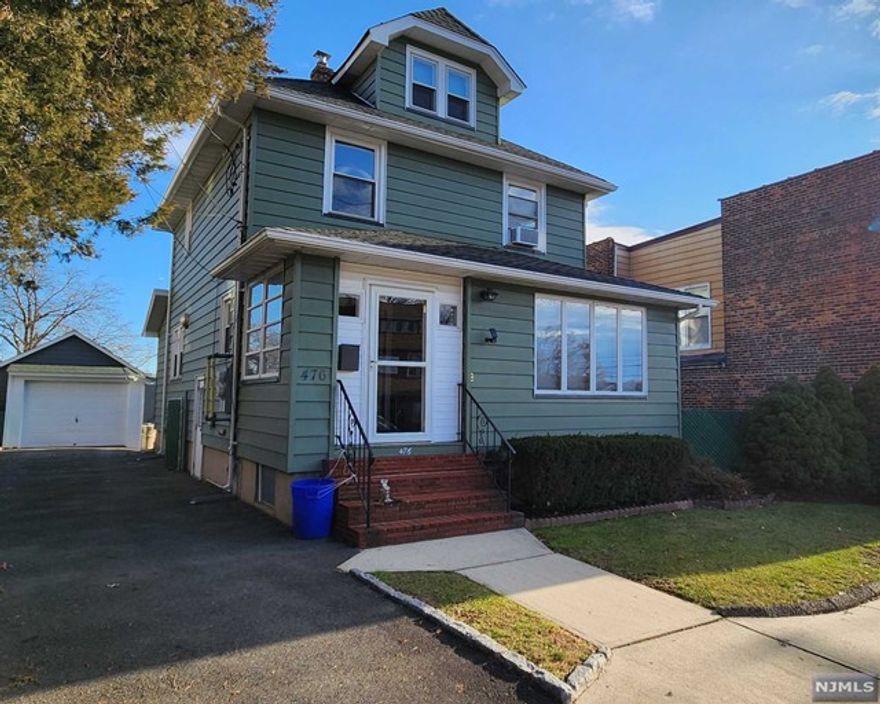 Bright and airy 1 bedroom apartment with heat and hot water included. this second floor unit also comes with 2 window ac units and a third floor for storage. Walking distance to NYC bus and train. No Pets, NO smoking or vaping in apartment. Full credit check, proof of employment (last 2 pay stubs) and interview required.