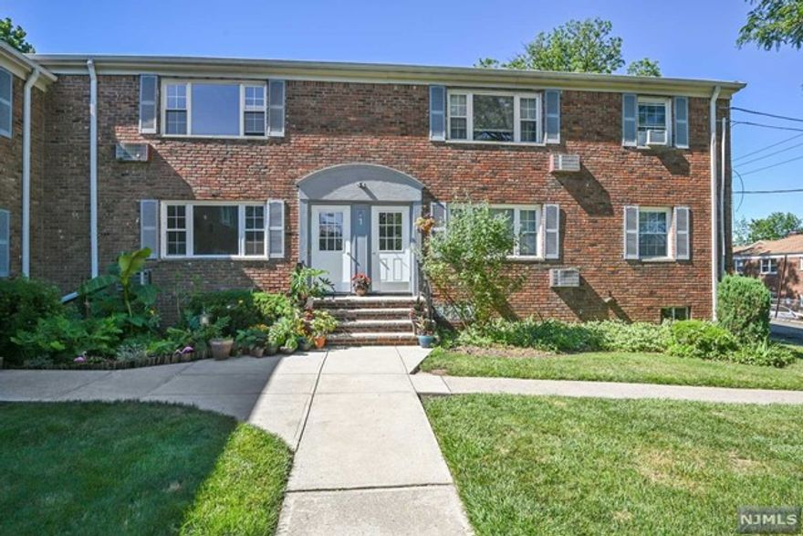 Wedgewood Gardens - First Floor 1 Bedroom End Unit with large walk in closet. Nicely decorated by current occupants are relatives of owner. Updates include: Modern full bath, Oak floors, Kitchen, New Wall A/C unit in the Living Room. Extra large coat / storage closet. Seller's will leave the portable washer and dryer in the unit.