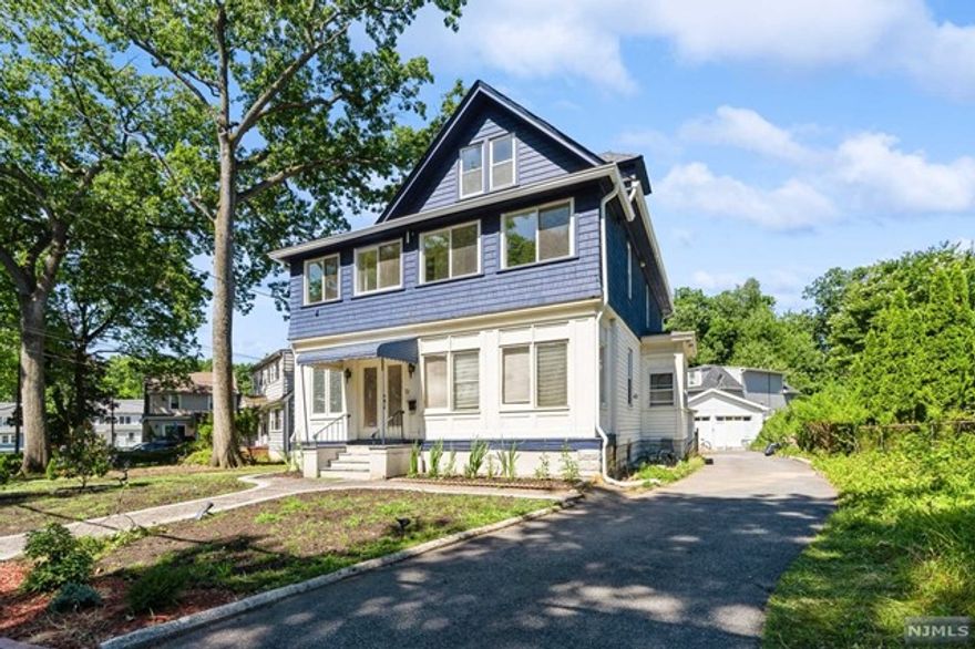 Welcome to this beautifully renovated 1st floor unit featuring 2 spacious bedrooms and 2 full baths. The open floor concept is highlighted by stunning hardwood floors throughout, creating a seamless flow from the living room to the modern kitchen with plenty of natural sunlight. Enjoy the convenience of ample parking and the charm of modern contemporary finishes. Close to schools, shopping and parks in a quiet neighborhood. Minutes from NYC Transportation and major highways.