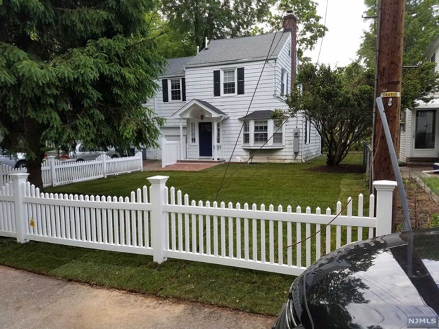 beautiful Radburn colonial on a quiet cull de sac near the B park. This renovated 3BR, 2.5 Bath is in the most desirable location close to school, town center, shopping, NYC transportation minutes from Radburn train station. Enjoy all Radburn association amenities parks, pool, etc. first floor has a living room, dining room, sunroom, powder room and a beautiful kitchen with a center island. 2nd floor has Master BR, Mbath, 2 BR and a full bath. There is a full finished basement, a laundry room and storage. Nice, fenced front yard. Agent is related to landlord