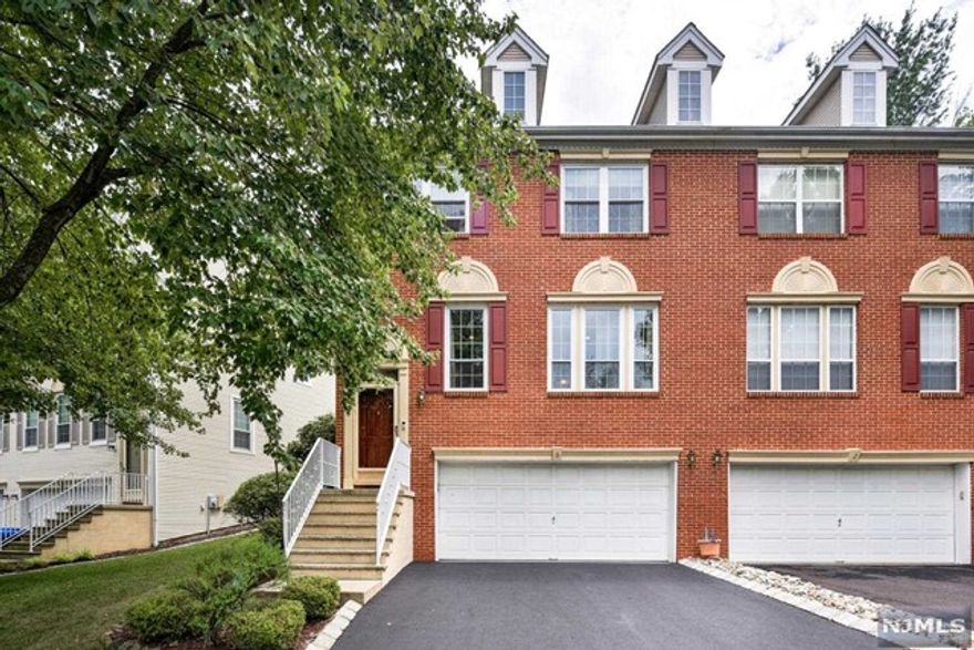 Experience spacious living in this stunning multi-floor townhouse featuring three bedrooms, two and a half bathrooms, and a two-car garage. The main floor boasts an updated kitchen, a cozy living room, a convenient half-bathroom, and a deck off the kitchen area. Upstairs, you'll discover three bedrooms, including two full bathrooms. The finished basement offers additional living space or ample storage options. Enjoy the comfort and convenience of a two-car garage, and take advantage of the community amenities, including two gated tennis courts and a half basketball court. It is nestled next to the High Mountain Park Preserve. You're just minutes away from shopping centers, restaurants, major highways, community parks, and mass transit.