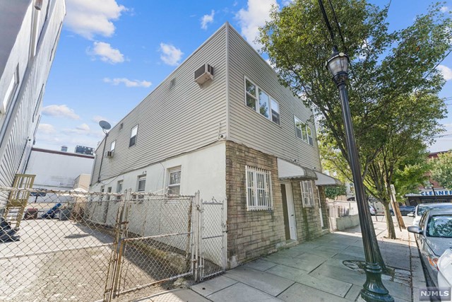 Extraordinary 6-bedroom, 2-bathroom multifamily home in the vibrant heart of Union City, NJ! This meticulously maintained property boasts spacious living and dining areas, chef-inspired kitchens on each floor, sleek stainless-steel appliances, and a large unfinished basement with potential for expansion or extra storage. The home features separated utilities designed for maximum convenience, perfect for seamless rental management or multigenerational living. The property's highlight is its massive additional lot, providing private parking for over 7 vehicles! It is a truly rare amenity in such a prime location. Enjoy the best urban living with shops, dining, and entertainment steps away and an unbeatable commute to NYC, with public transportation whisking you to the city in under 20 minutes. Don't let this one-of-a-kind opportunity slip away; schedule your viewing today!