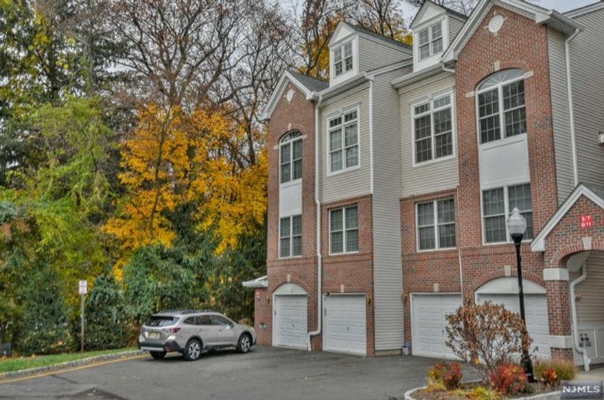 Welcome to this stunning 3 bedroom 2.5 bath end-unit townhouse for rent in Lafayette Hills! Largest Drexel model with open concept 1st floor - living room w/gas fireplace, dining room, eat-in kitchen w/breakfast bar & granite counters. Primary suite w/huge walk-in closet & bath, powder room and laundry. The 2nd floor features 2 spacious bedrooms with large closets & another full bath. Lower level features an entry foyer & large storage room. Other features of the home include Central A/C, private elevator to all floors, and secluded patio w/grill. Hardwood & carpet in great condition. Complex amenities include: clubhouse w/gym, in-ground pool, all nearby. Prime location, beautiful interior - must-see! :)