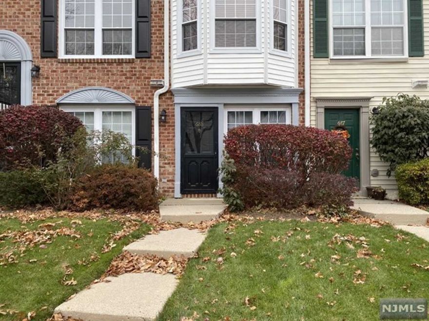 Beautiful Ground Floor Unit in Society Hill, Village 2. Updated Kitchen, Bath and flooring! Laundry in unit! Complex offers pool and tennis! Tenant requirements: credit check, interview, tenant insurance, 1st $150 of each repair. Nonsmoking unit. Tenant to pay utilities (gas, electric, cable, phone, water-sewer). NTN application. One assigned parking space 31F, additional parking available in unmarked spaces. Easy access to shops, dining, schools and highways! This is a Gem of a Condo! Pets will be considered, if accepted, $25.00 per pet additional monthly rent.