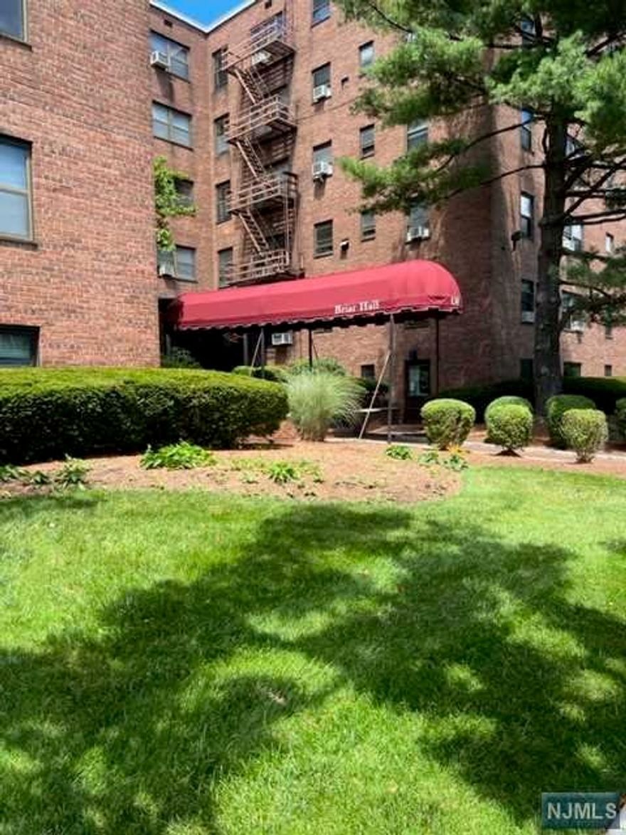 Beautiful, spacious and updated 2 bedroom condo is exactly what you had been waiting for. This 4th floor unit offers an open concept living space with a living room, dining room, eating kitchen, and 2 spacious bedrooms. The kitchen is updated with stainless steel appliances and granite counter tops. Briar Hall is conveniently located to Rutherford's train station and bus line to NYC at front door. Also located near major highways. Close to parks, schools and shopping centers. Heat and water is included, washer/dryer on site!