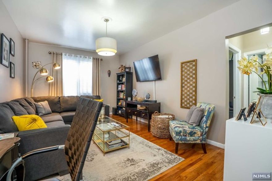 Must use showingtime NJMLS # to schedule and confirm appointments.