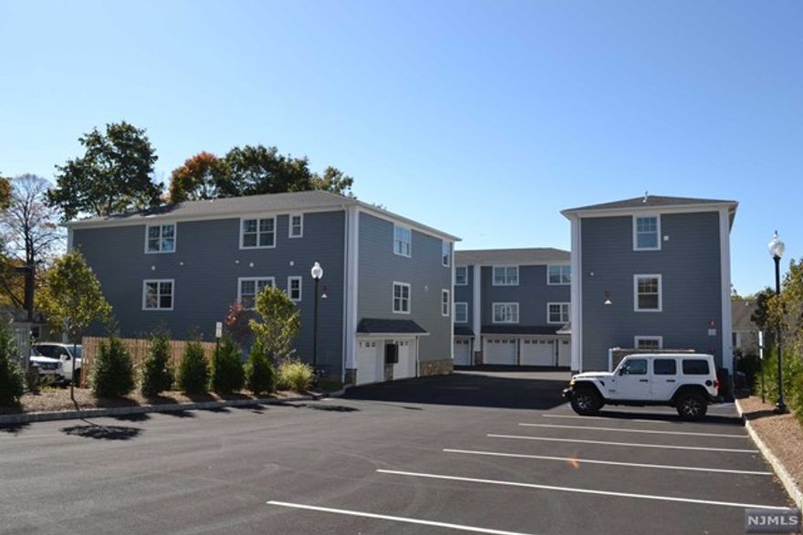 MODERN, LIGHT AND BRIGHT TOP FLOOR APARTMENT LOCATED AT "273 BROADWAY" TWO (2) BEDROOM FEATURING (2) FULL BATHS, FULL SIZE STACKABLE WASHER/DRYER IN UNIT, CENTRAL A/C, INCLUDES ONE (1) GARAGE SPACE, ADDITIONAL OUTDOOR, UNRESERVED PARKING ON-SITE. THIS UNIT FEATURE MODERN AMENTITIES INCLUDING INTERCOM SYSTEM, KITCHEN WITH STAINLESS STEEL APPLIANCES, GRANITE COUNTER TOPS, GAS STOVE, CROWN MOLDING AND EXTENSIVE TRIM PACKAGE, RECESSED LIGHTING, LARGE CLOSETS WITH ORGANIZERS, BATHS W/SUBWAY TILE DETAIL, COMFORT HEIGHT VANITIES & TOILETS. NO PETS PERMITTED, ADDITIONAL STORAGE ON-SITE AT EXTRA CHARGE (AVAILABILITY PERMITTING). ALL UTLITIES ARE SEPARATE AND PAID BY TENANT (GAS, ELECTRIC,WATER, ETC.). LB/LA TO PREPARE LEASE. FULL RENTAL APPLICATION, FULL CREDIT REPORT AND LL INTERVIEW REQUIRED. 11/1/2023 OCC. (POSSIBLY SOONER).