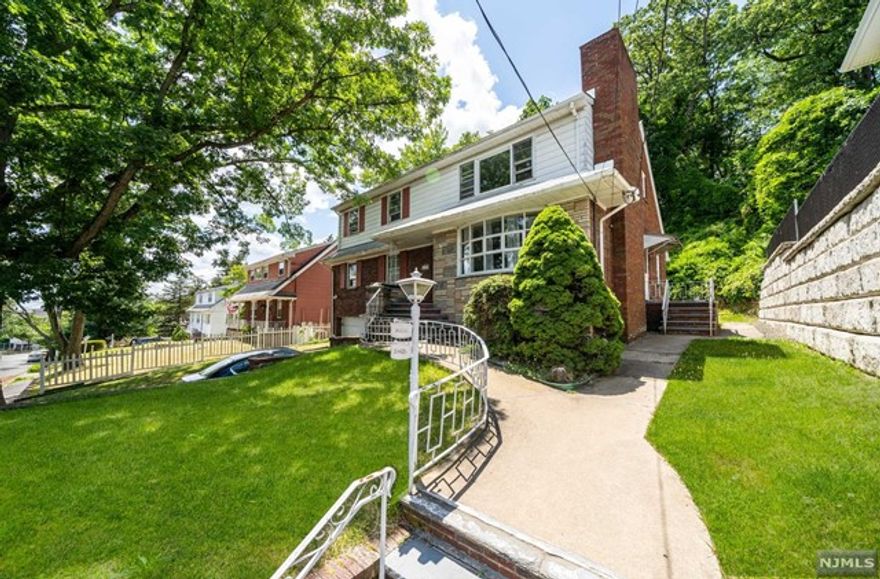 This beautiful second-floor apartment, which has been recently updated, is located in a tranquil neighborhood. It features a spacious living area, an eat-in kitchen, three bedrooms, and two full baths with the addition of hardwood floors and a private entrance for your convenience.