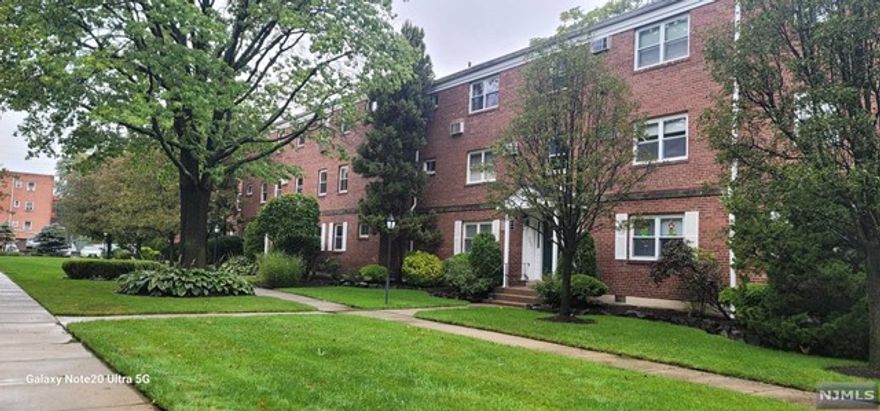 Please don't miss this nice condo with 1Bedroom & 1 Full Bathroom open floor plan condo on the 2nd floor. Features a spacious Living room/Dining area, Eat in Kitchen with a Island and close to all transportations. This home are all hardwood floors, plenty of closet space. This unit faces a tree lined courtyard with laundry room in the basement. Walk to train, bus to NYC and major highways by 5 minutes. HOA includes heat and hot water. Located in the FAIRMONT area on the River Edge border.