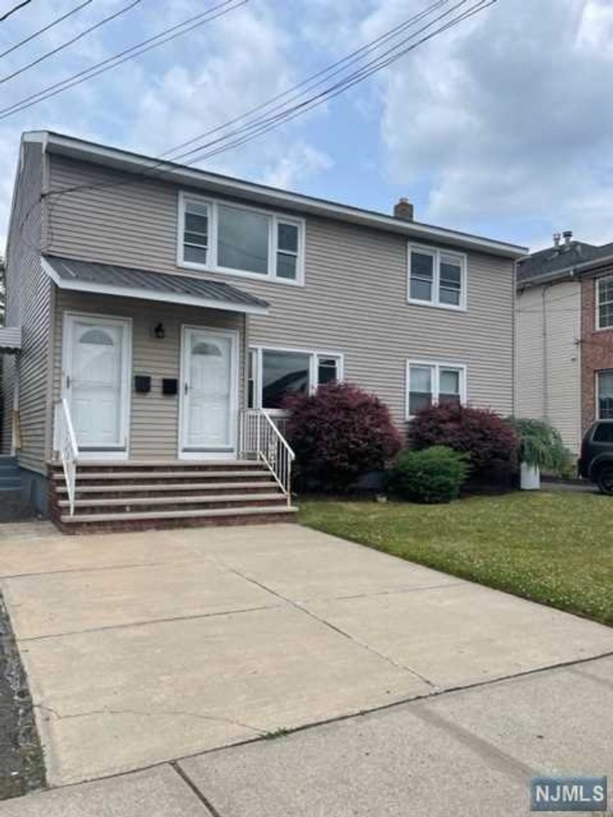 Welcome to 705 Hudson Avenue, a lovely 2nd floor apartment with 2 bedrooms and 1 bath. Bright and spacious, this apartment has hardwood floors throughout, recessed lighting and an upgraded kitchen with new stainless steel appliances and quartz countertops. Newly renovated bathroom, spacious bedrooms, and an in unit washer and dryer complete this space. Heat & hot water included in rent. Great location with park-like setting and short distance to NYC transportation. Available ASAP. No smoking in the unit, no pets and good credit is a must! 1 month broker fee paid by tenant.