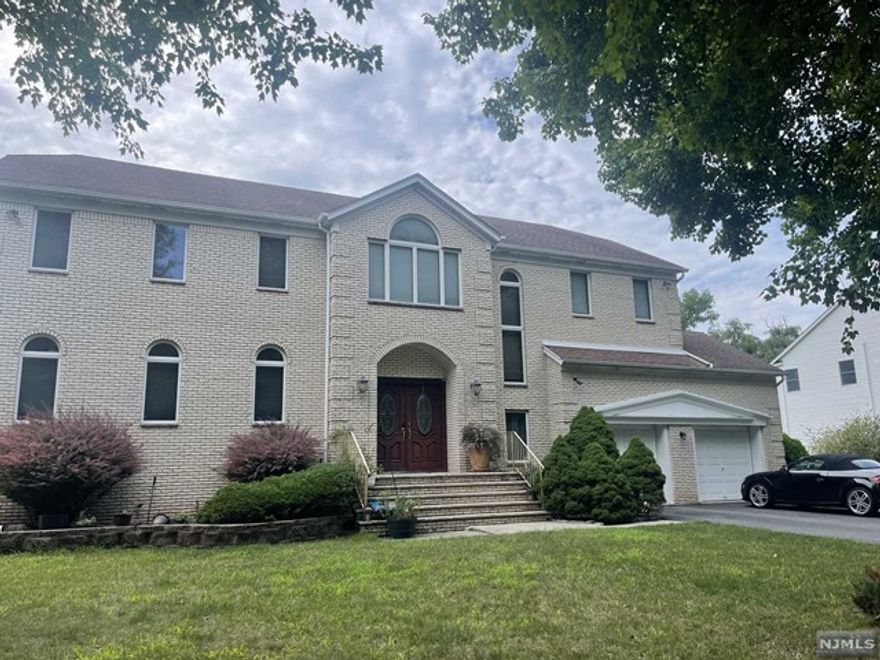 Great Opportunity To Rent A Beautiful Custom Colonial Home In A Prestigious Town Of Paramus. Come And Fall IN Love With This Well Maintained Spacious House That Includes A Magnificent 2 Story Grand Living Room, Dining Room , Family Room, Eat In Kitchen That Leads Out To An Oversized Closed Deck, 4 Large Bedrooms On Second Floor, Also Additional Bonus 2 Bedrooms And Rec Area In The Walk Out Finished Basement That Is Perfect For Extended Family Or Entertainment. Located In A Quiet Prime Cul-de-sac Location, This Custom Built Home Offers Many More Amenities. Tenants Are Responsible For Utilities, Snow Removal And Lawn Maintenance.