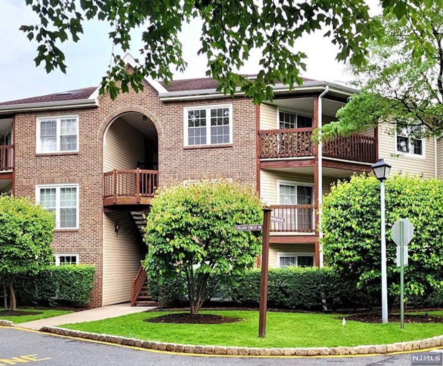 Beautiful recently Updated 2 bed 2 bath with a loft condo & terrace . Approximately 1330 S/F in well maintained gated community.The unit has 2 zone newer A/C, Updated Kitchen & 2 Updated full baths, new carpet,high ceilings, W/D in unit, New S.S. Appliances, granite countertops. HOA includes cable/internet,water,maintenance,common area, 2 outside parking,24 hr Gate Doorman clubhouse with all seasons indoor swimming pool jacuzzi,sauna, exerciser room,all purpose room,on site super The Complex is only minutes to NY & very close public transportation ,Towns Tennis courts, Pickleball courts,Basketball courts,parks,Restaurants shopping,schools, culture, Movies and more Also OverPeck park is mins by car which has recreational activities