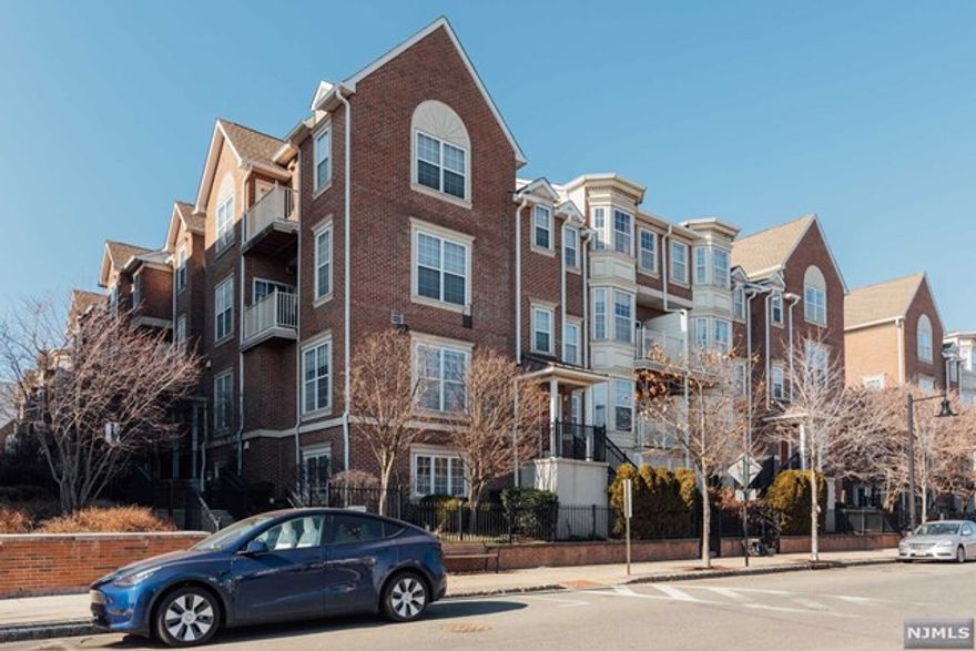 Beautiful, large and sunny 2 bed, 2.5 bath duplex unit available for rent in the heart of Harrison! This unit provides 1,340 sqft of living space laid out perfectly over 2 floors. With an open floor concept on the main floor featuring a large living room and dining room combo along with a half bath and kitchen, the second floors provides two generously sized bedrooms, especially the master, that can easily accommodate king size beds and more. This unit is conveniently located near the Harrison Path Station and Newark Penn station in addition to nearby restaurants and shopping all within walking distance and not to mention minutes away from the Ironbound section of Newark. In unit laundry, hardwood floors, one covered garage space and beautiful amenities (gym, work area, play room, pool, walking/running trail along the river) round out the features of this great rental opportunity.