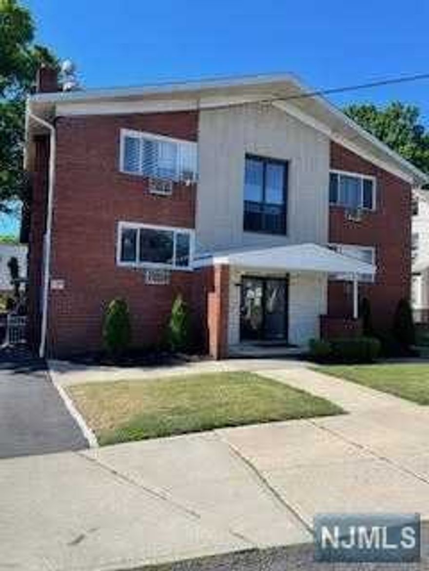 Recently updated studio apartment on the 2nd floor featuring hardwood floors, kitchen and full bathroom. Rent includes heat, hot/cold water & cooking gas. Tenant pays electric. No pets of any kind and no smoking. Off street parking available. Laundry facilities in building.