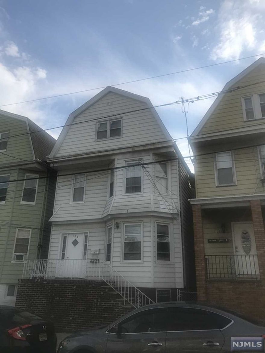 A well-maintained first floor, 2 bedroom apartment in Kearny! This spacious unit features: a living room, dining room, office, eat in kitchen and full bath. Close to public transportation, West Hudson Park, retail, schools and place of worship. (No pets)