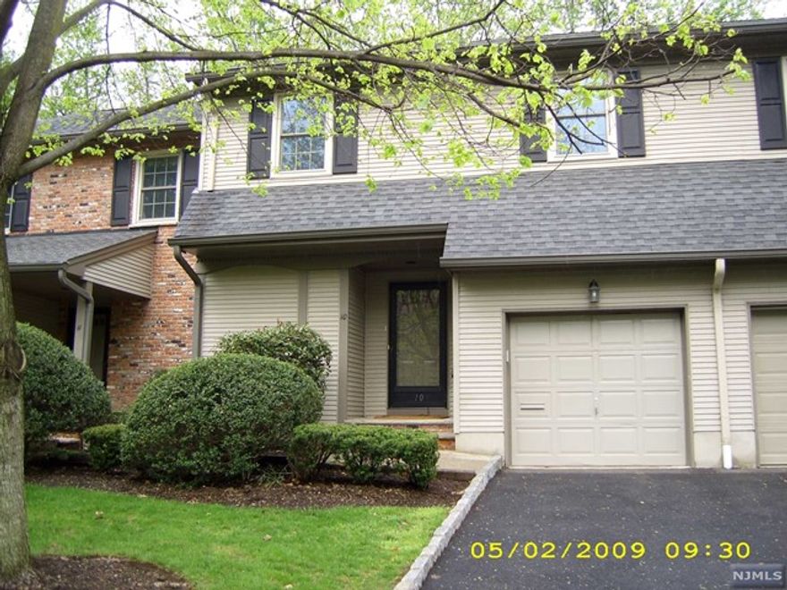 SOUGHT AFTER ALLISON VILLAGE. ONLY 20 UNITS IN THIS EXCLUSIVE COMPLEX. UNIT IS THE LARGEST 3 BEDROOM IN THE COMPLEX. HARDWOOD FLOORS ON FIRST FLOOR. CARPET ON SECOND FLOOR. LARGE PRIMARY BEDROOM w WALK-IN CLOSET. ADDITIONAL 2 BEDROOMS ARE GOOD SIZE. LIVING ROOM WITH FIREPLACE STEPS UP TO AN ELEGANT DINING ROOM. LARGE BONUS OFFICE/DEN/4TH BR. Tenant to pay all utilities, CCO and Assoc. fee. FULL UNFINISHED BASEMENT WITH HIGH CEILINGS-PLENTY OF STORAGE. OWNER HAS NJREL WALK TO TOWN,SHOPPING, NY BUSES OR TRAIN.