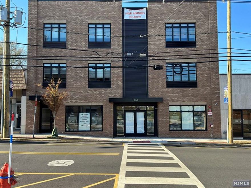 This1060 sq ft spacious 1 bedroom, 1 bath, kitchen, in unit washer/dryer rental property is ideal for commuting into Manhattan. Located in a very convenient location just a very short distance to the train station. The neighborhood has plenty of restaurants, shops, a park and other options to enjoy after a long day at work. Schedule a showing today and see for yourself this ideal choice for your commuting needs. A pet fee will be charged monthly. Once approved move in ready.