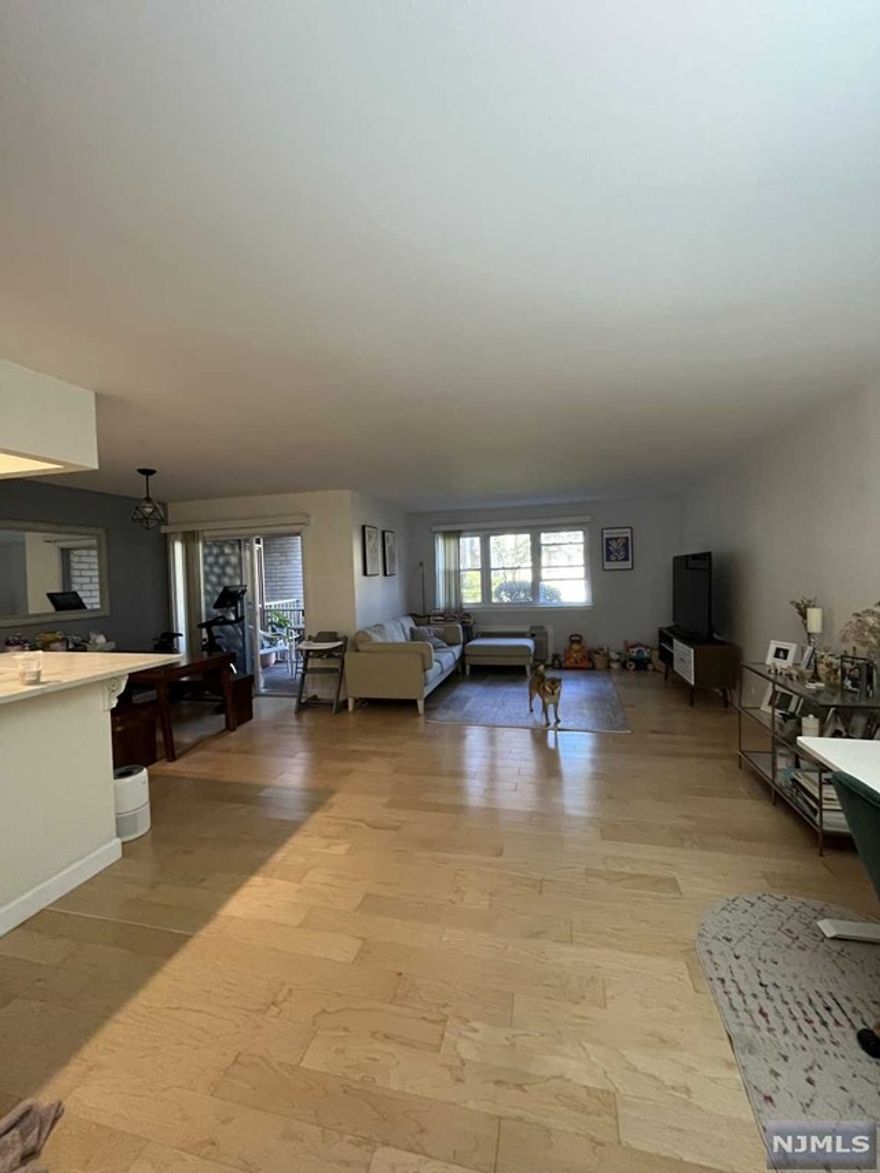 EXCELLENT LOCATION WITHIN WALKING DISTANCE TO THE NYC FERRY. ENJOY A LOVERY BREEZE ON YOUR PRIVATE FIRST FLOOR BALCONY.UNIT WITH HARDWOOD FLOORING,RENOVATED KITCHEN.ALL APPLIANCE 2 YEARS OLD.2 PARKING SPACE,SECURE 24 HR GATED COMMUNITY WITH GUARD, AMINITIES WATER POOL,CLOSE TO PARK.