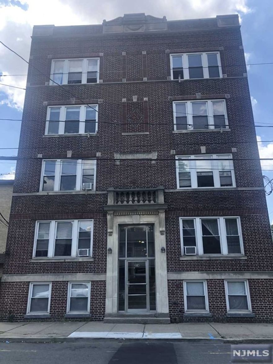 Bright, spacious and clean one bed available immediately! This unit has hardwood floors and generous closets. Conveniently located near NYC transportation and only a few minutes walk to shops and restaurants. Heat and Hot Water included in rent. Street parking available. 4th floor unit/no elevator.