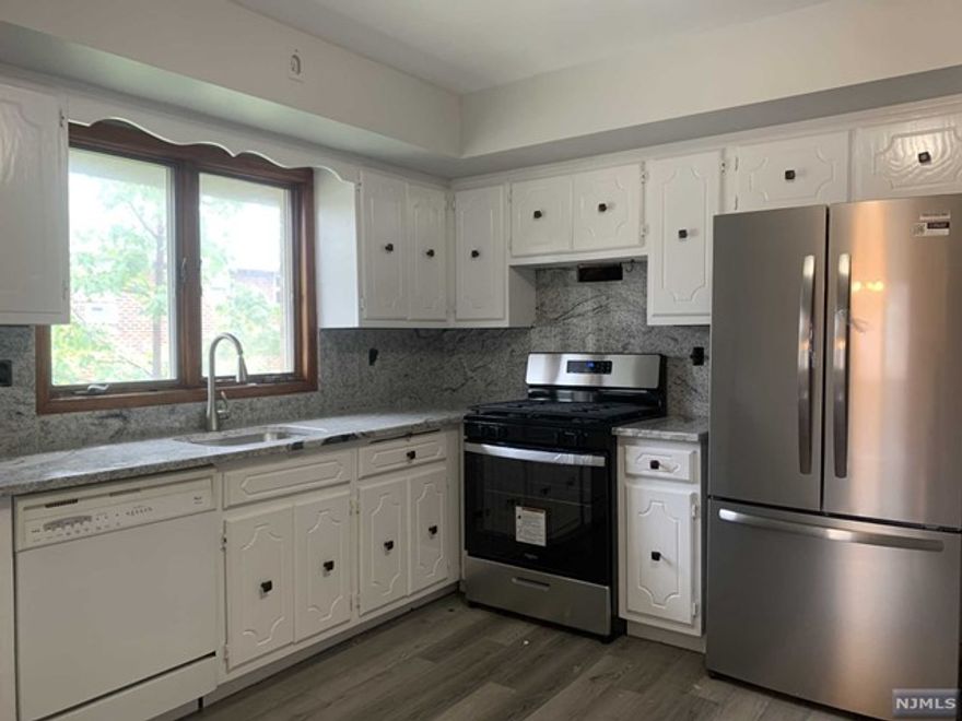 The best location, 3rd St, Renovated 2 family house on 2nd FL, 3 beds and 2 Fbath, updates: Freshly painted entire house, sanded floor and step, New kitchen counter top with Granite, new appliances, New medicine cabinet. Use of yard, 1 garage and parking space, Washer and dryer in the garage, walking distance to school. NY express bus and easy to access to major highways.