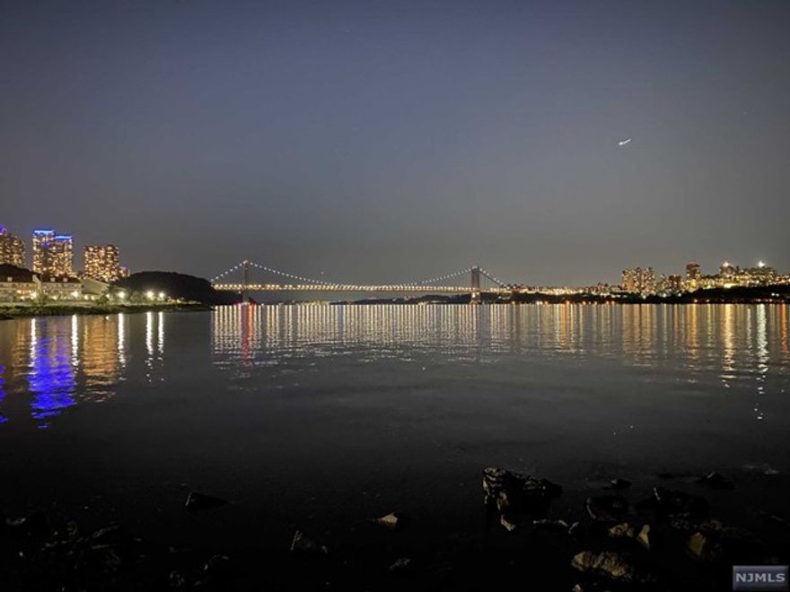 Don't miss out on this fantastic opportunity to own a 1BD / 1,5BTH condo. , Very quiet, with private terrace overlooking the PARK, with parking space assigned to unit, beautiful kitchen, beautiful bathroom, new windows, new patio door (live time warranty). ,The apartment is situated in the center of town and close to just about everything. We're right next to the beautiful Veteran's Park, which has splash water park, little league field, running track, and tennis court. NYC transportation with NYC Transit Bus, Ferry Shuttle, major highways, and shopping (Whole Foods, Target, Trader Joe's, Acme, Mitsuwa etc) are just minutes away from this 24hr gated complex.