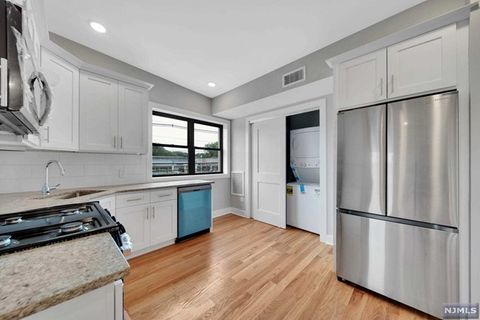 Featured picture for the property 23028057