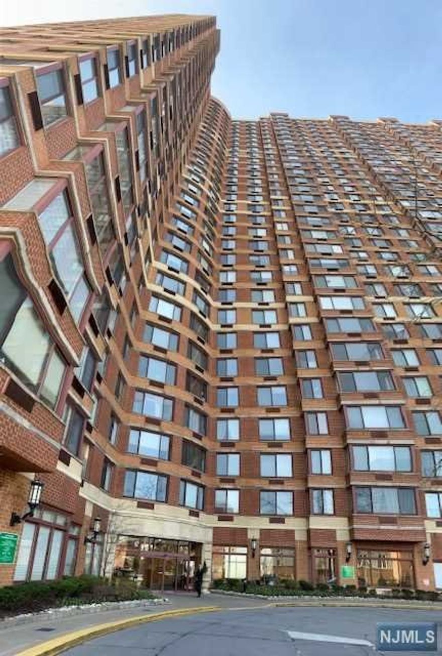 Spacious, and bright 870 sqf.1BR/1BTH at 32nd floor of "The Palisades", a high-luxury condos situated on top of Fort Lee with amazing views. Nice lay out, maple engineered flooring through out, new-modern bathroom, lots of closets, newer kitchen with stainless appliances, washer/dryer for your convenience. Building offer lots of amenities to enjoy. Two indoor parking, Perfect location; walking distance to Fort Lee's downtown with arrays of restaurants, and shops, convenient to all major highways and commute to NYC. Recent 2 paystubs, credit report/score, interview required. Due upon signing 1.5 security depo, 1 mos. rent, 1 mos. broker's fee, $500 building move-in fee and $500 refundable move-in deposit. Sorry NO pets and smoking allowed.