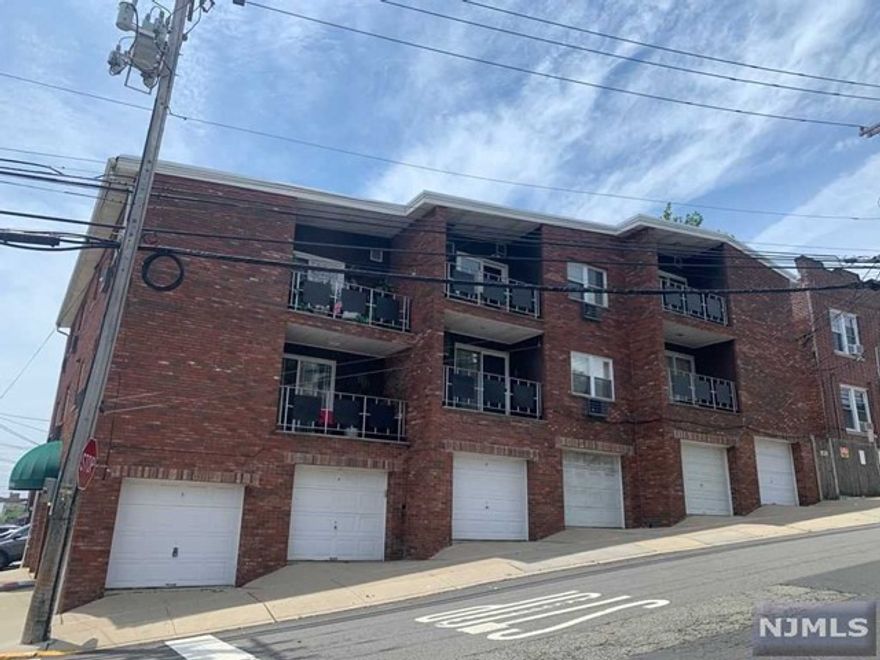 LOCATION! LOCATION! LOCATION! THIS STUNNING CONDO UNIT HAS THE SPACE YOU NEED! Bright & Airy! Spacious two Bedroom, great closets, Living room, Dining area with a beautiful terrace, Modern kitchen with full appliances. Modern bathroom, Hardwood floors, laundry room, pets welcomed, Indoor parking, plus quick and easy public transportation to Manhattan, mins to NY and Edgewater Shopping, Whole foods and Traders Joe, restaurants, school, gym, major highways, etc. Don't miss this great opportunity! EZ to show!!