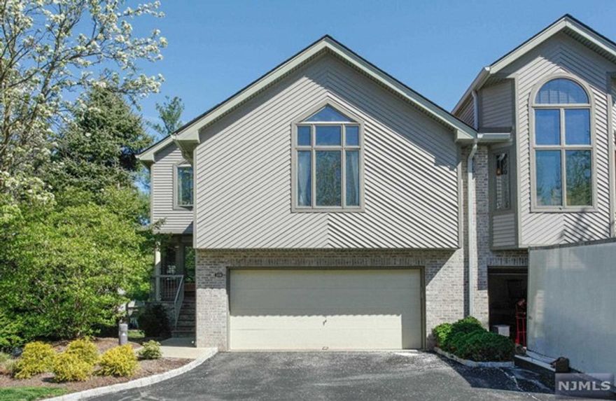 Cascade Model. 4 Bed ( could be 5th ) with 3.5 Bath. 3,013 Sq. Ft. 4 Floor of tranquil living Complex. End Unit. All Hardwood Floor except Basement. Wide Open design with Huge LR, MEIK and DA with oversize Window access to the deck overlooking beautiful landscaping. 2nd Floor for Master Bed with Radiate Floor and Master Bath. 3rd Floor for 2 Beds and Full Bath. Basement with wall to wall carpet, BD, Den ( could be 5th Bed ) and Play Room. 2 Attached Garage and Extra Parking at Drive way, Club house inc Pool, Tennis and much more. Blue Ribbon School System. thanks