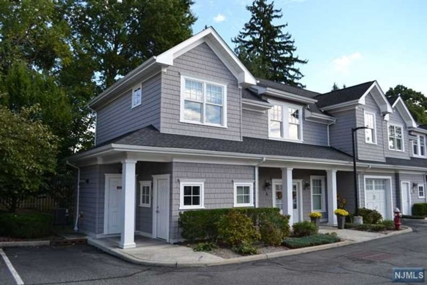 Custom designed apartment with open floor plan and high end finishes. Granite counters, stainless steel appliances, washer/dryer in unit. Huge storage closet at the first floor entry. Private balcony off of the living room. Onsite parking. Close to shopping and transportation. NO SMOKING AND NO PETS PERMITTED. Tenant is responsible for utilities and must carry renter's insurance. ONE MONTH FREE RENT WITH ONE YEAR LEASE!