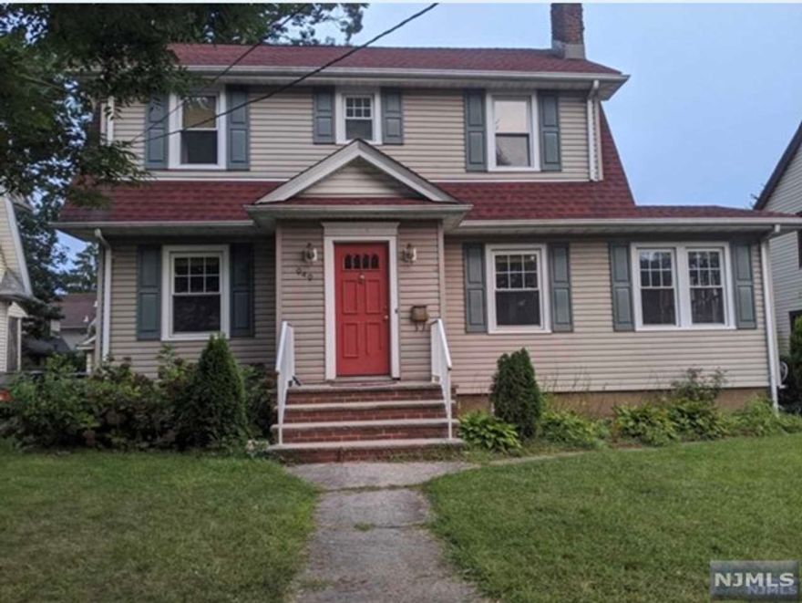 Spacious 3BR, 2.5BTH colonial house. The first floor features updated kitchen, powder room, living room with fireplace, office, porch. The second Floor includes 3 bedrooms and full bath. The ground floor has finished basement with rec room & additional space for home office plus full bath. One car detached garage. Close to NYC transportation, Tenant is responsible for garbage disposal, lawn maintenance, snow removal, all utilities and first $100 repairs.