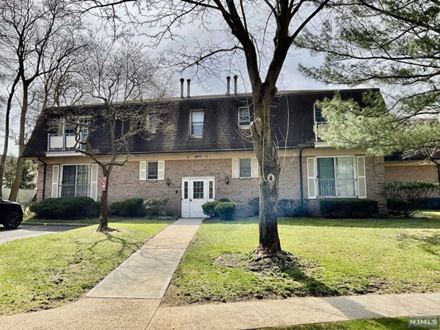 Welcome to Berkeley Village! Fabulous location near the center of River Vale! Perfect for commuters and close to the shops and parks! Light and Bright 2nd floor unit offers the convenience of one level living with 841 SF! 1 Bedroom 1 Bathroom condo features spacious rooms and closets, and Laundry in unit! Sliding glass doors to deck off the bedroom. Easy access to large basement storage. Unit comes with 2 assigned parking spaces. Beautiful pool and tennis courts! Great community! Great opportunity!