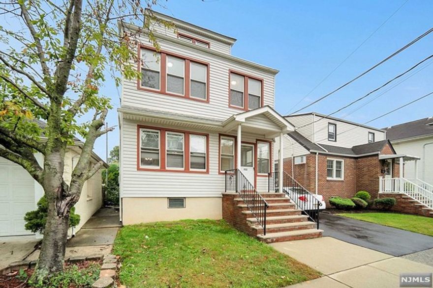 Landlord pays half fee, tenant only pays half broker fee on this large and spacious recently renovated 2 bedrooms, 2nd floor apartment with living room, dining room, sun room with walk-in closet, modern updated kitchen with newer stainless appliances. Laminated flooring throughout. Laundry hook-ups and light storage space available in basement. Small pet MAY be acceptable for additional rentand no smoking in premises. Convenient to schools, public transportation and local shopping. Tenant responsible for own gas heat, hot water, gas & electric. 1 block to Bus #40 to Harrison PATH. Landlord requires rental application, credit report and proof of ability to pay.