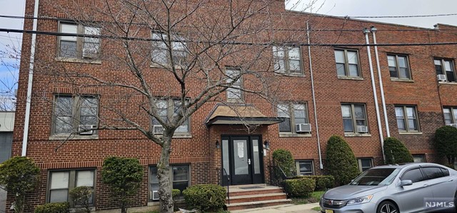 GOOD NEWS FOR INVESTOR ASKING PRICE $2,500,000.00 1025 HOYT & 1027 HOYT AVE 2 SEPATED BUILDINGS FOR PACAGE DEAL AS A ONE BUILDING, CAN NOT SALE SEPARATELY 1025 HOYT & 1027 HOYT AVE 2 SEPATED BUILDINGS FOR PACAGE DEAL AS A ONE BUILDING, CAN NOT SELL SEPARATELY TOTAL 12 UNITS APARTMENTS AT RIDGEFIELD 10 GARAGES AND 12 PARKING SPACES CLOSE TO MAJOR HIGHWAY #80,95,17,4,46 YEARLY NET INCOME $127,000 FOR BOTH BUILDINGS 5 2BED ROOM, 7 ONE BEDROOM, SOME UNITS NEED UPGRADE CALL AGENT FOR DETAILS