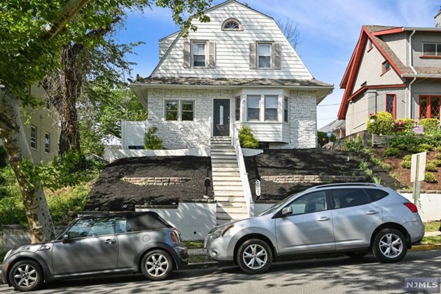 Landlord pays half the broker fee! Remarkable renovated center hall colonial perched high on E Fort Lee Road. Modern eat in kitchen complete white shaker cabinets, subway tile backsplash, granite counters and LG stainless steal appliances with French door refrigerator. Enjoy relaxing in your spacious living room with huge portrait window to take in the backyard scenery. Main level offers an open dining room with decorative fireplace and powder room. Top floor complete with large primary bedroom, 2 additional bedrooms and contemporary bathroom. Backyard is your private sanctuary with paver patio. An abundance of on street parking with major access to highways, 5.2 miles to the George Washington Bridge and NYC transit located outside your door. Close to shopping, parks, schools, dining, malls and a huge Whole Foods along Route 4. This property sparkles and you will not be disappointed! Available 8/2. Tenant pays all utilities.