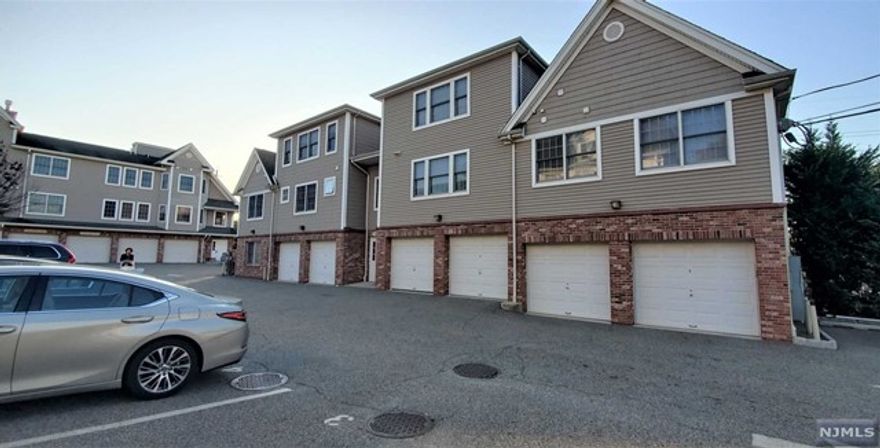 A spacious and well maintained 2bed room unit in central park condo. Very convenient location near everything. All bedrooms with ceiling fans and all hardwood floor throughout, recessed lighting. New appliances, Granite countertops, Laundry in unit. Car garage and one assigned parking. Bus to New York is right on the corner. Ease access to major HWY and walking distance to shopping, park, house of worship and restaurants.