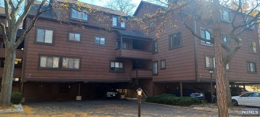 Don't miss this cozy 1 bedroom unit in a prime location, near all amenities, in a desirable river front gated condo development. The unit has been freshly painted, the bathroom has just been updated, the refrigerator is new, & the hot water heater & the HVAC unit are only 1 year old. The floor in the dinning room and hall is new. The bedroom has both a closet and a walk-in closet. The development has a pool, tennis & basketball courts, play grounds, walking paths, dog park, a marina, 24 hr security and a clubhouse with a bar and grill. There is express bus service to NYC and buses to the train station only a 2-3 minute walk from the unit. The unit comes with 2 parking stops and a storage unit.