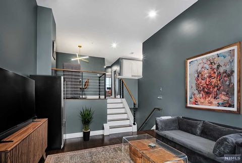 Featured picture for the property 23032978