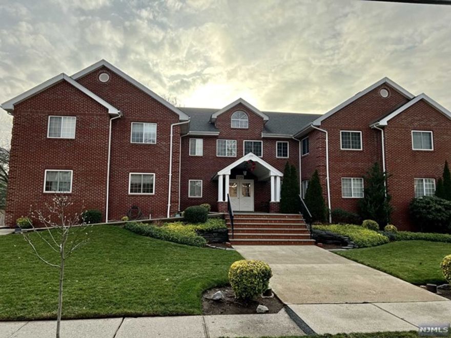 Rare Find! Beautiful building with large one bedroom unit on the first floor with elevator to private garage. New stainless steel refrigerator and stove. Full wall of closets in MBR. Steps to NYC bus and walking distance to train Call today for an appt(vacant) wont last !!!