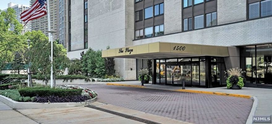 FULLY RENOVATED AND MOVE IN READY! Sought after southeast corner two bedroom is approximately 2200 square feet of living space with one large terrace on the south side. Entry foyer with coat closet and half bath leads to wide open floor plan with panoramic breathtaking views of the River and NYC skyline. Floor to ceiling glass doors throughout are BRAND NEW. Electric shades. Eat-in kitchen features beautiful wood cabinetry, granite counters and high end stainless steel appliances. Kitchen closet hosts full laundry and wine refrigerator. Both bedrooms are ensuite. Wood flooring and abundant closets throughout. The Plaza is an exclusive building with 3 apartments per floor, 24 hr. concierge, pool, tennis, pickle ball, gym, attended garage and private storage room. Parking $115, Cable/Internet $69.95, utilities $202. Subject to Board approval.